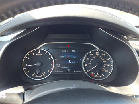 Used 2015 Nissan Murano SV w/ Cargo Package w/Cover image 19