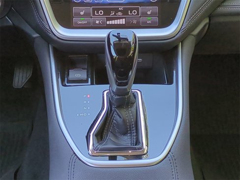 Used 2022 Subaru Outback Limited XT image 19