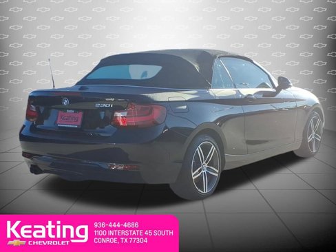 Used 2017 BMW 230i Convertible image 6