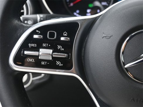 Used 2022 Mercedes-Benz GLC 300 image 10