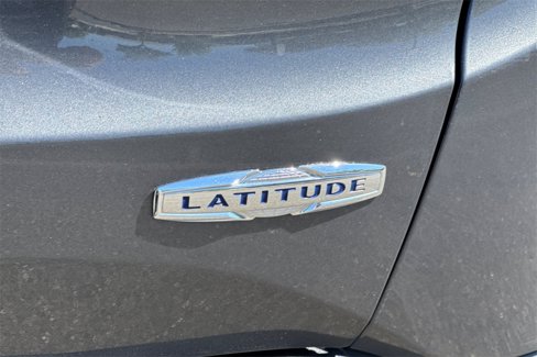 Used 2022 Jeep Renegade Latitude image 11