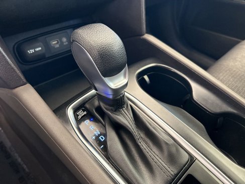 Used 2019 Hyundai Santa Fe SE image 8