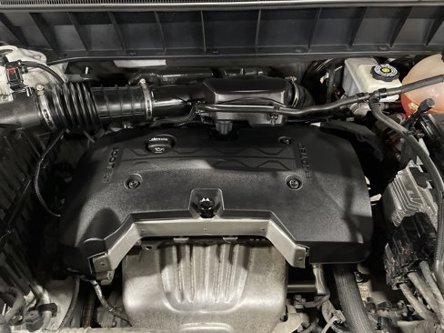 Used 2019 GMC Acadia SLE image 16