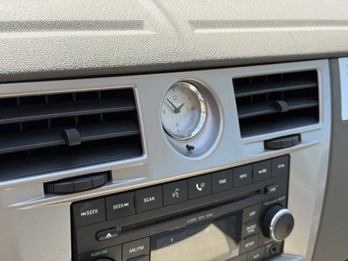 Used 2008 Chrysler Sebring Touring w/ Special Touring Group image 26