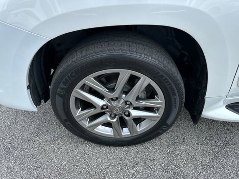 Used 2014 Lexus LX 570 4WD image 10