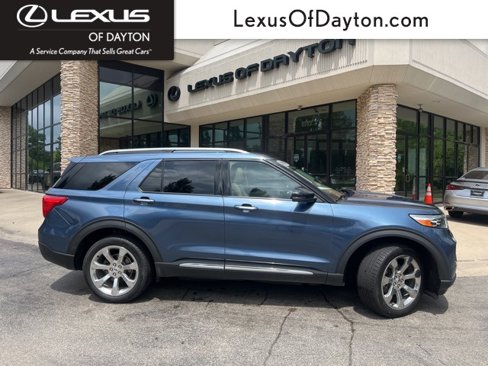 Used 2020 Ford Explorer Platinum w/ Premium Technology Package image 3