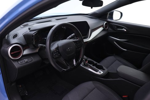 Used 2024 Chevrolet Trax RS w/ Driver Confidence Package image 3