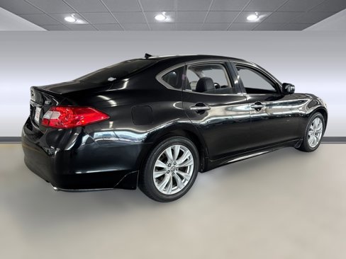 Used 2011 INFINITI M37 w/ Premium Pkg image 9