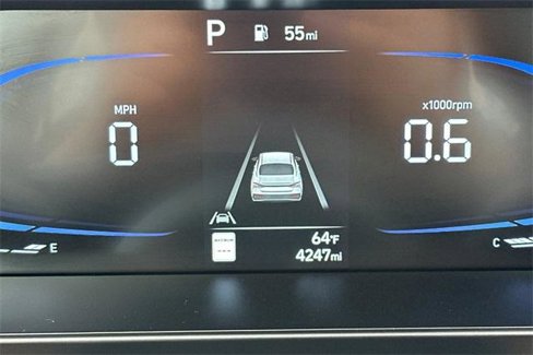 Used 2025 Hyundai Elantra Sport image 25