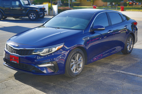 Used 2019 Kia Optima LX image 3