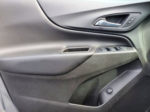 Certified 2019 Chevrolet Equinox LT w/ Sun & Navigation Package image 20