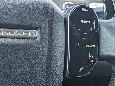 Used 2020 Land Rover Range Rover Evoque SE image 20