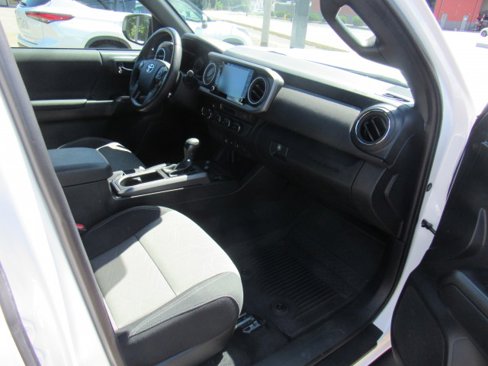 Used 2023 Toyota Tacoma 4x4 Double Cab image 23