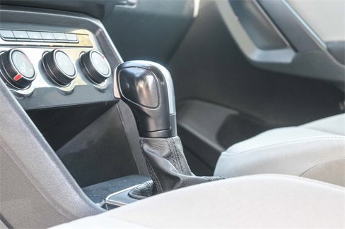 Used 2021 Volkswagen Tiguan S image 23