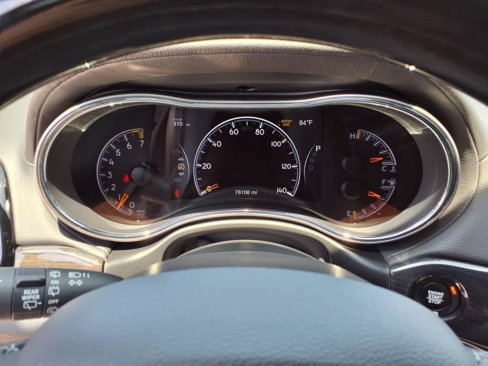 Used 2019 Jeep Grand Cherokee Overland image 38