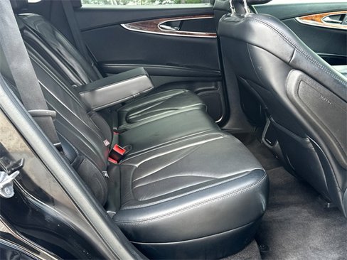 Used 2018 Lincoln MKX Reserve image 15