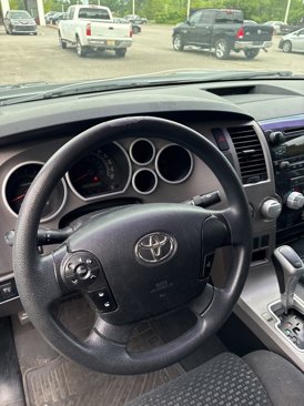 Used 2013 Toyota Tundra 4x4 CrewMax image 7