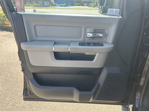 Used 2012 RAM 1500 Classic SLT image 13