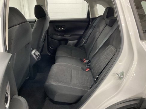 Certified 2023 Honda HR-V LX image 11