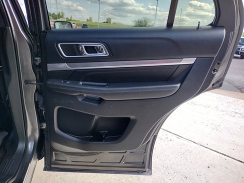 Used 2016 Ford Explorer Sport image 25