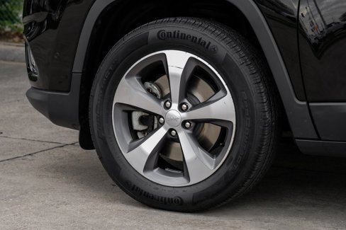 Used 2021 Jeep Cherokee Limited w/ Elite Package image 67