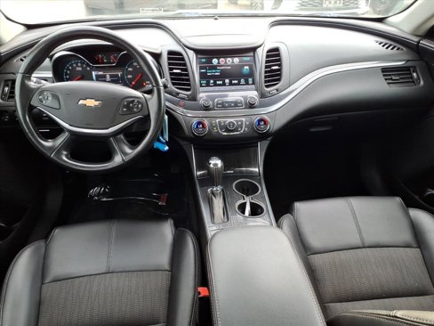 Used 2017 Chevrolet Impala LT image 4