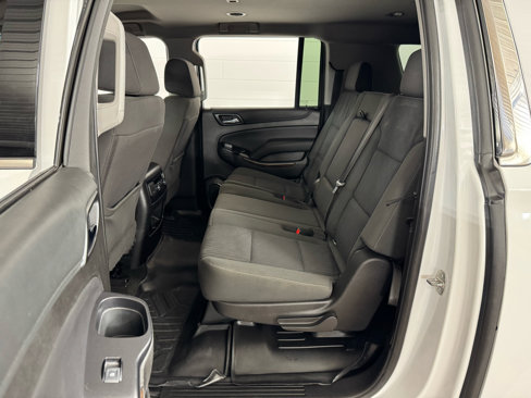 Used 2018 Chevrolet Suburban LS image 27