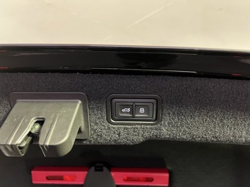 Used 2019 Audi A8 L 3.0T w/ Executive Package image 28