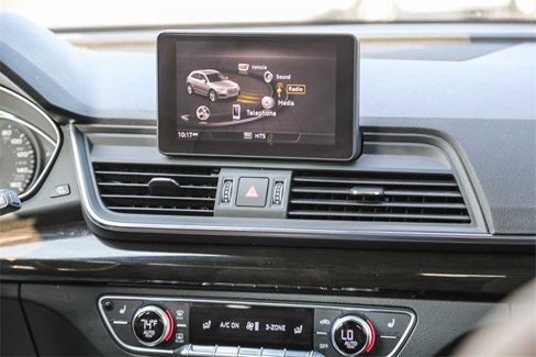 Used 2019 Audi Q5 2.0T Premium w/ Convenience Package image 14
