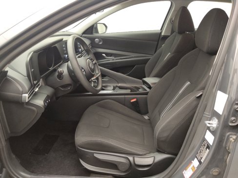 Used 2023 Hyundai Elantra SEL image 17