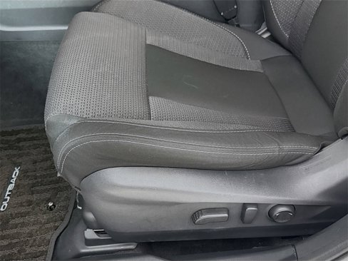 Used 2022 Subaru Outback Premium image 19