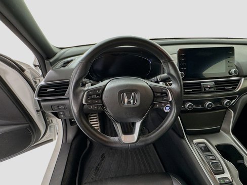 Used 2019 Honda Accord Sport image 11