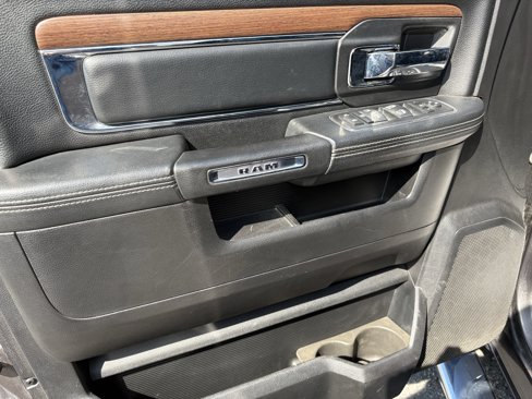 Used 2016 RAM 1500 Laramie w/ Convenience Group image 17