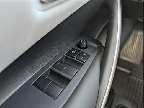 Used 2024 Toyota Corolla SE image 18