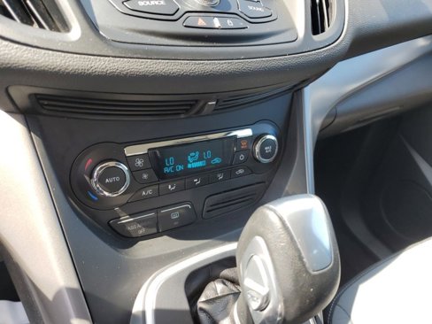 Used 2013 Ford C-MAX SE image 21