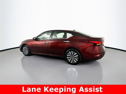 Used 2023 Nissan Altima 2.5 SV image 10