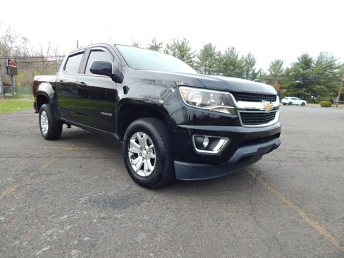 Used 2017 Chevrolet Colorado LT w/ LT Convenience Package image 2