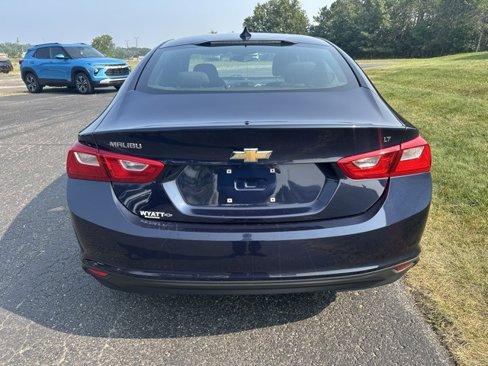 Used 2018 Chevrolet Malibu LT image 5
