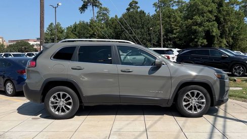 Used 2021 Jeep Cherokee Latitude Plus image 15