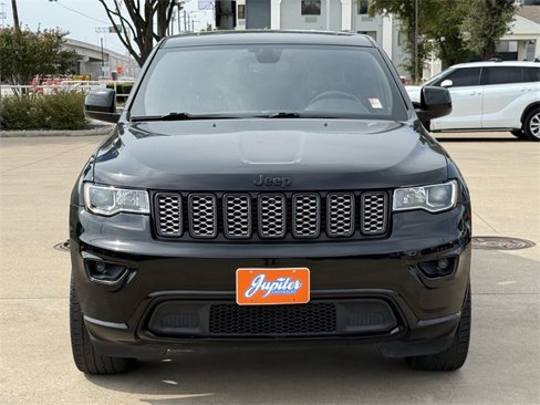 Used 2018 Jeep Grand Cherokee Altitude image 7