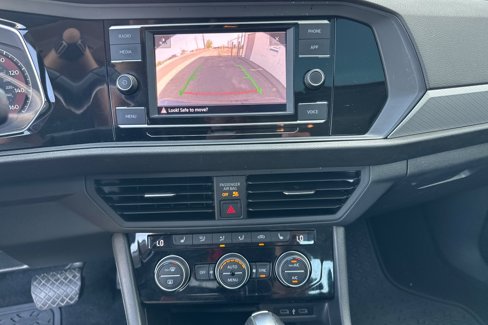 Used 2021 Volkswagen Jetta SE image 27