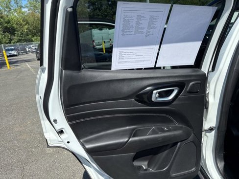 Certified 2022 Jeep Compass Altitude w/ Sun and Sound Group image 35