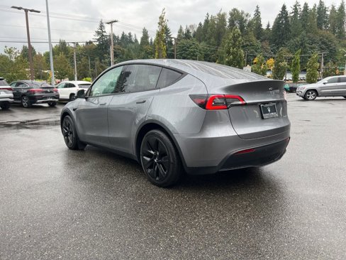 Used 2024 Tesla Model Y Long Range image 4