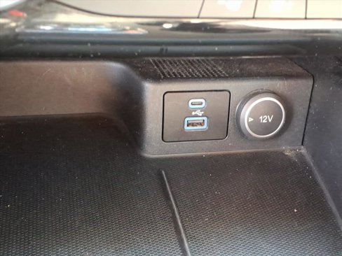 Used 2021 Ford Escape SE w/ SE Sport Appearance Package image 23