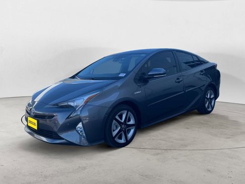 Used 2017 Toyota Prius Four image 1