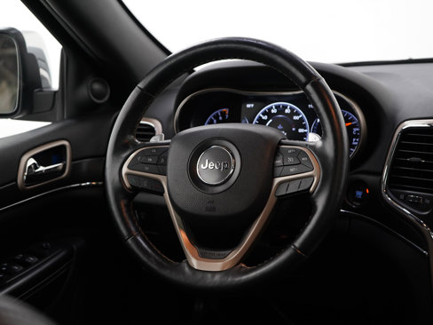 Used 2016 Jeep Grand Cherokee Limited w/ Luxury Group II image 13