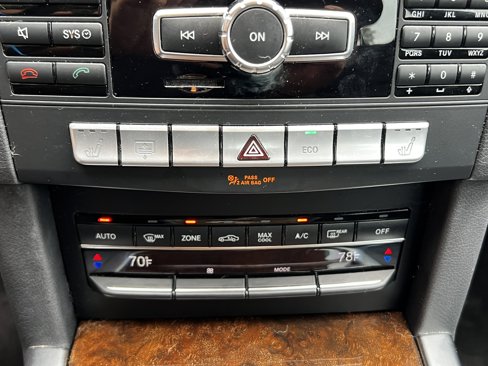 Used 2015 Mercedes-Benz E 250 BlueTEC Sedan image 27