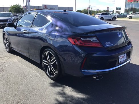 Used 2016 Honda Accord Touring image 3