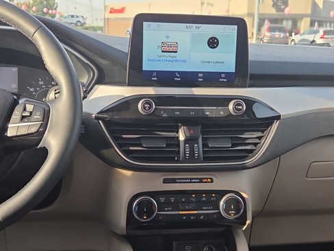 Used 2022 Ford Escape SEL image 26