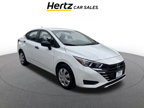 Used 2024 Nissan Versa S image 1